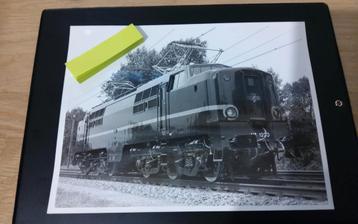 Foto van een NS 1200 locomotief beschikbaar voor biedingen