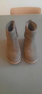 Uggs met ingebouwde sleehak mt 36, Kleding | Dames, Schoenen, Verzenden, Lage of Enkellaarzen, Uggs, Grijs