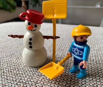 Playmobil 4680 - kind met sneeuwman beschikbaar voor biedingen