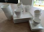 modern servies Yong, Huis en Inrichting, Keuken | Servies, Ophalen, Zo goed als nieuw, Effen, Kop(pen) en/of Schotel(s)