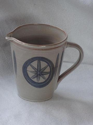 Keramiek vaas/schenkkan Ambacht Volendam beschikbaar voor biedingen