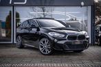 BMW X2 SDrive20i High Executive|Trekh|Pano|Harman/Kardon|HUD, Auto's, 1998 cc, 1435 kg, Alcantara, Zwart