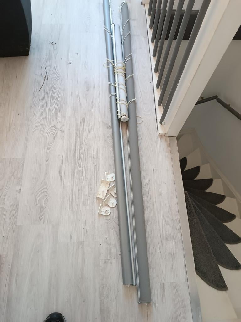 Rolgordijnen, Ophalen, Gebruikt, 150 tot 200 cm, Grijs