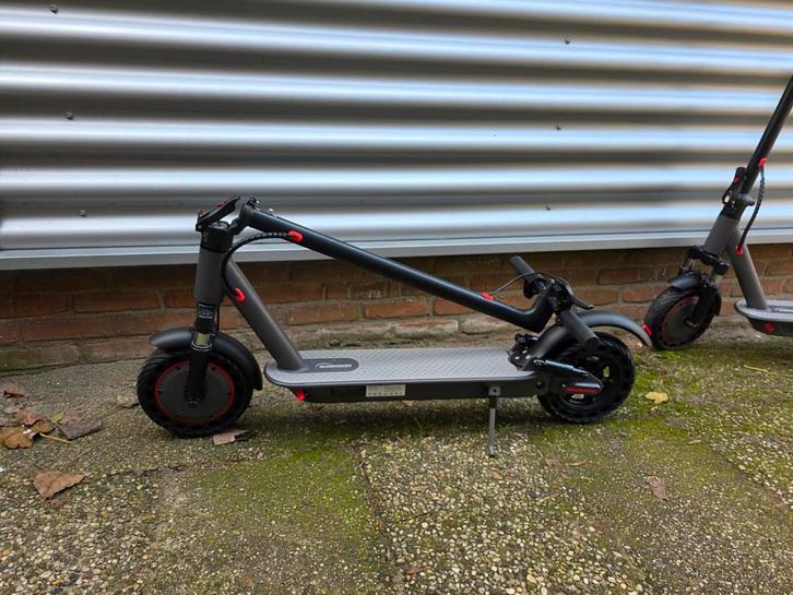 2x Gloetje Nieuwe Elektrische Scooters - 500W, Fietsen en Brommers, Steps, Nieuw, Elektrische step (E-scooter), Ophalen of Verzenden