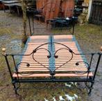 Gietijzeren Ledikant 140x210 + Lattenbodems (ZGAN), Huis en Inrichting, Slaapkamer | Bedden, Ophalen, Zwart, Tweepersoons, 140 cm