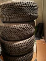 4 Goodyear UltraGrip Performance 3 winterbanden - 235/40R19, Gebruikt, Winterbanden, 235 mm, Band(en)