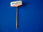 Speldje van MOBIL olie, Verzenden, Zo goed als nieuw, Merk, Speldje of Pin