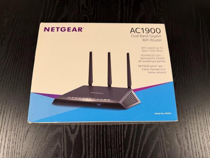 Netgear AC1900 WiFi-router (R7000) | Compleet in doos, Computers en Software, Routers en Modems, Zo goed als nieuw, Router, Ophalen of Verzenden