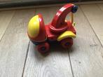 Ambi Toys rood, gele takelwagen geeft geluidje bij rijden en, Ophalen of Verzenden, Zo goed als nieuw, Overige typen