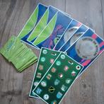 Plus 50x ongeopend voetbal plaatjes 8x XXL sticker, Plus, Ophalen of Verzenden