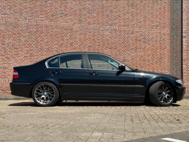 BMW 3-Serie 3.0 I 330 2002 Zwart, Auto's, BMW, Particulier, 3-Serie, ABS, Airbags, Airconditioning, Alarm, Bluetooth, Centrale vergrendeling