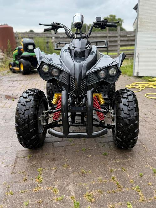 Zwarte quad, Motoren, Quads en Trikes, Ophalen