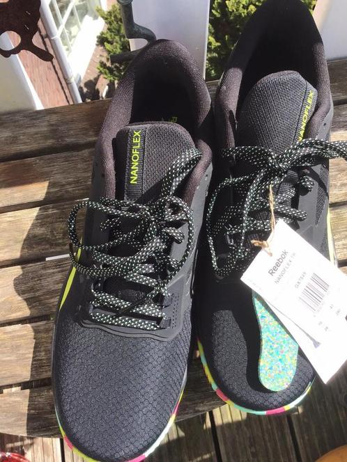 Reebok roze zool sale
