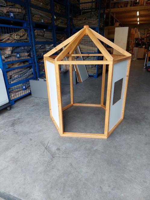 Zeshoekig speelhuis voor binnen - "thee - huisje", Kinderen en Baby's, Speelgoed | Buiten | Speelhuisjes, Gebruikt, Hout, Ophalen of Verzenden