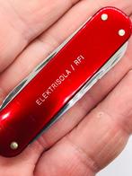 RARE 74mm Victorinox Director/Executive Red Smooth Alox knif, Caravans en Kamperen, Kampeergereedschap, Zo goed als nieuw