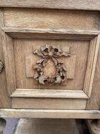 Twee Frans eiken kastjes nachtkastjes met marmer, Ophalen, Gebruikt, Minder dan 45 cm