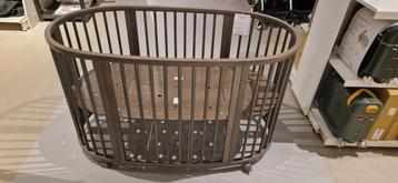 Stokke Sleepi bed V3 Hazy grey beschikbaar voor biedingen