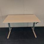 Gispen TM bureau met slinger en kabelgoot 140x80 cm, 88st, Huis en Inrichting, Bureaus, Ophalen of Verzenden, In hoogte verstelbaar