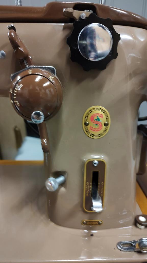 Singer 306k naaimachine. Geserviced en getest. Werkt ! leder, Hobby en Vrije tijd, Naaimachines en Toebehoren, Gebruikt, Naaimachine