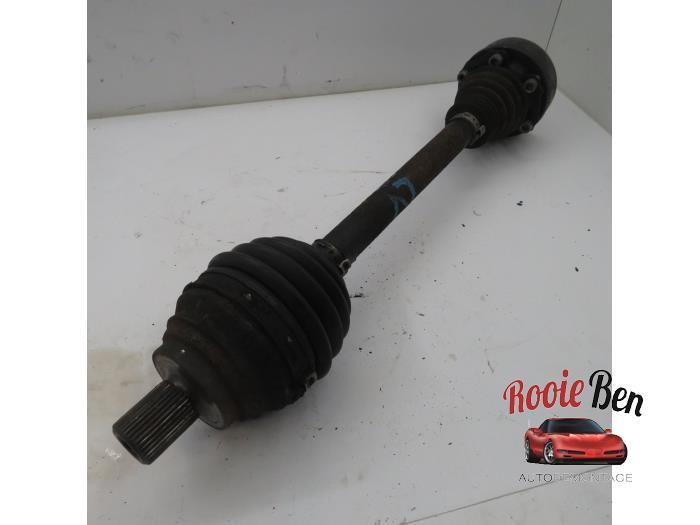 Aandrijfas links-voor van een Volkswagen Golf, Gebruikt, -, Volkswagen, -