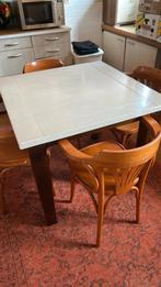 kleine tafel met 4 stoeltjes, Ophalen of Verzenden, Zo goed als nieuw