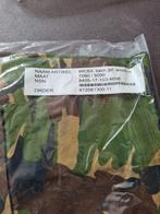 Militaire kleding. T. Shirts k.m.  Woodland jassen en broek., Ophalen, Nieuw