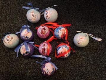 Kerstballen Frozen 11 stuks beschikbaar voor biedingen
