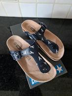 Nieuw: mooie jongens teenslippers mt. 33 blauw, Overige typen, Nieuw, Ophalen of Verzenden, Jongen