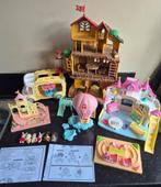 Grote set Sylvanian Families boomhut, bus, speeltuin etc, Kinderen en Baby's, Speelgoed | Poppenhuizen, Ophalen, Zo goed als nieuw