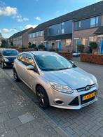 Ford Focus 1.6 Ti-vct 77KW Wagon 2013 Grijs, Stof, Zwart, 4 cilinders, 635 kg