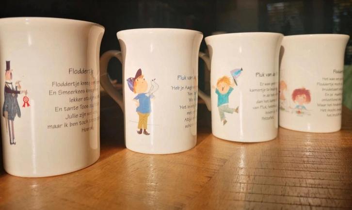 Vintage porceleinen Annie M.G. Schmidt mokken, Huis en Inrichting, Keuken | Servies, Zo goed als nieuw, Kop(pen) en/of Schotel(s)