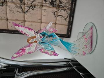 Een gekleurde Engel met waxinelichthouder  beschikbaar voor biedingen