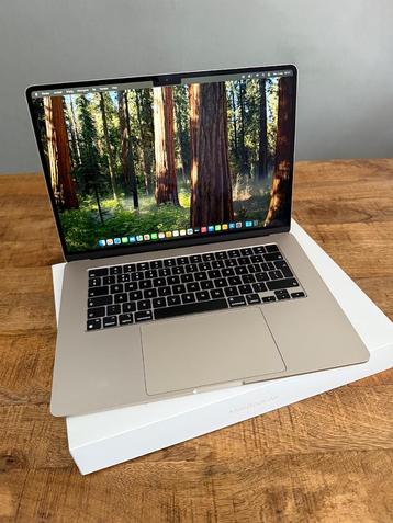 Apple MacBook Air M2 -15-inch - 2023 beschikbaar voor biedingen