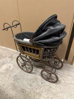 Poppenwagen, Ophalen