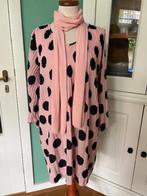 Roze-nude kleurig jurkje van Ambika met zwarte noppen., Kleding | Dames, Ophalen of Verzenden, Zo goed als nieuw, Roze, Ambika