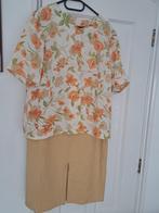 Gebloemd beige rok en blouse maat 44, Ophalen, Kostuum of Pak, Beige, Maat 42/44 (L)