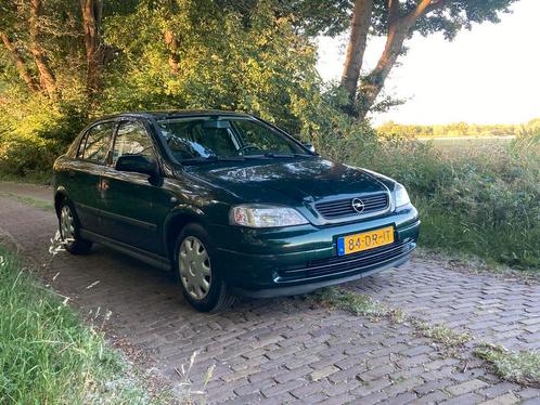 Opel Astra 1.6 8V!! Club 5-deurs Groen Carplay & onderhouden, Auto's, Opel, Particulier, Astra, ABS, Airbags, Android Auto, Apple Carplay