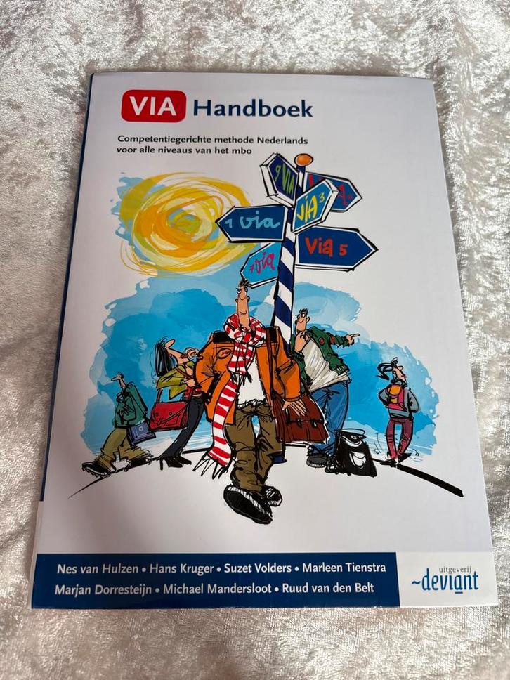 VIA Handboek Nederlands MBO - Zo goed als nieuw, Boeken, Schoolboeken, Zo goed als nieuw, Nederlands, Overige niveaus, Ophalen of Verzenden