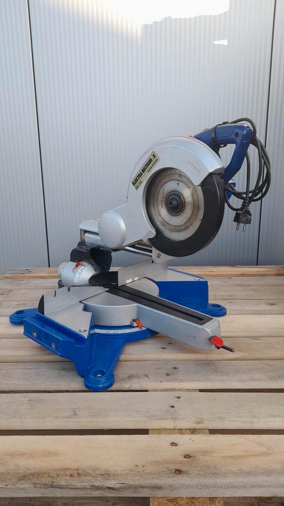 Elektra Beckum KGS255 afkortzaag, Doe-het-zelf en Verbouw, Gereedschap | Zaagmachines, Gebruikt, Afkortzaag, 1200 watt of meer