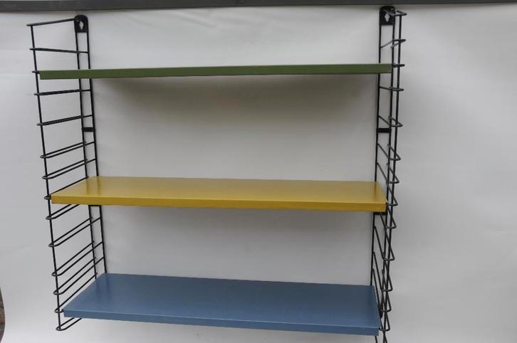 Tomado boekenrek origineel jaren 60 vintage retro design, Huis en Inrichting, Woonaccessoires | Wandplanken en Boekenplanken, Gebruikt