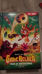 Game helden tegen de voetbalgoden, Ophalen of Verzenden, Zo goed als nieuw