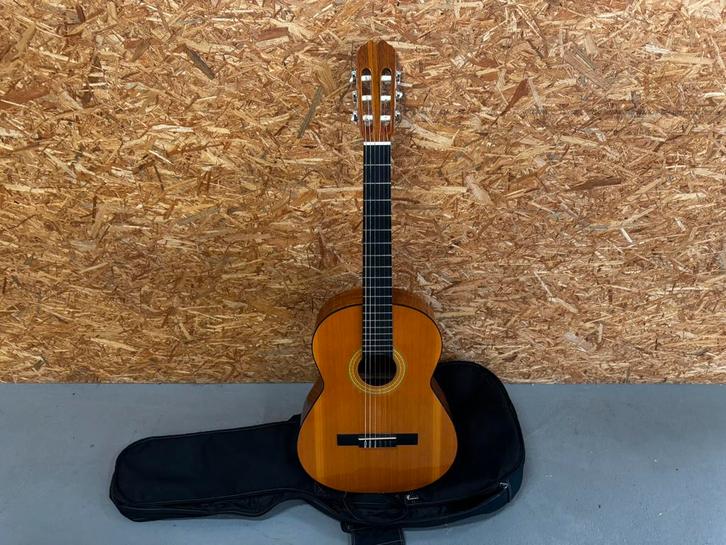 Admira Rosario klassieke gitaar – Made in Spain - ReK4, Muziek en Instrumenten, Snaarinstrumenten | Gitaren | Akoestisch, Zo goed als nieuw