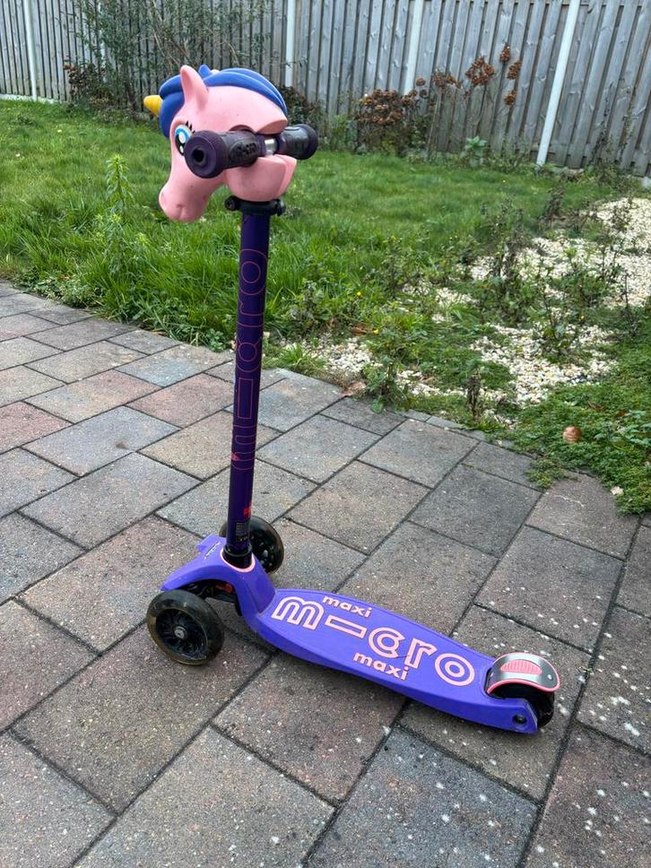 Maxi Micro Deluxe step met LED wielen en eenhoorn, Kinderen en Baby's, Speelgoed | Buiten | Voertuigen en Loopfietsen, Zo goed als nieuw