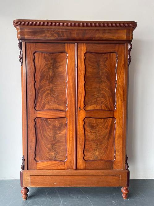 Prachtige oude biedermeier meidenkast demontabel, Kinderen en Baby's, Kinderkamer | Commodes en Kasten, Gebruikt, Kast, 105 cm of meer