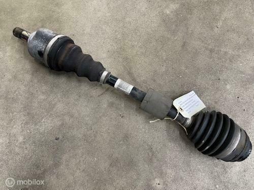 Aandrijfas linksvoor BMW 2-serie F46 218i 31605A2DFC1, Auto-onderdelen, Remmen en Aandrijving, BMW, Gebruikt, Ophalen of Verzenden
