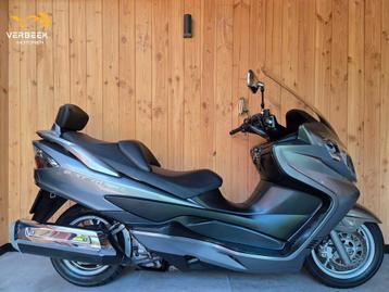 *VERKOCHT* SUZUKI AN 400 BURGMAN AN400 AN-400 Nieuwe set ban beschikbaar voor biedingen