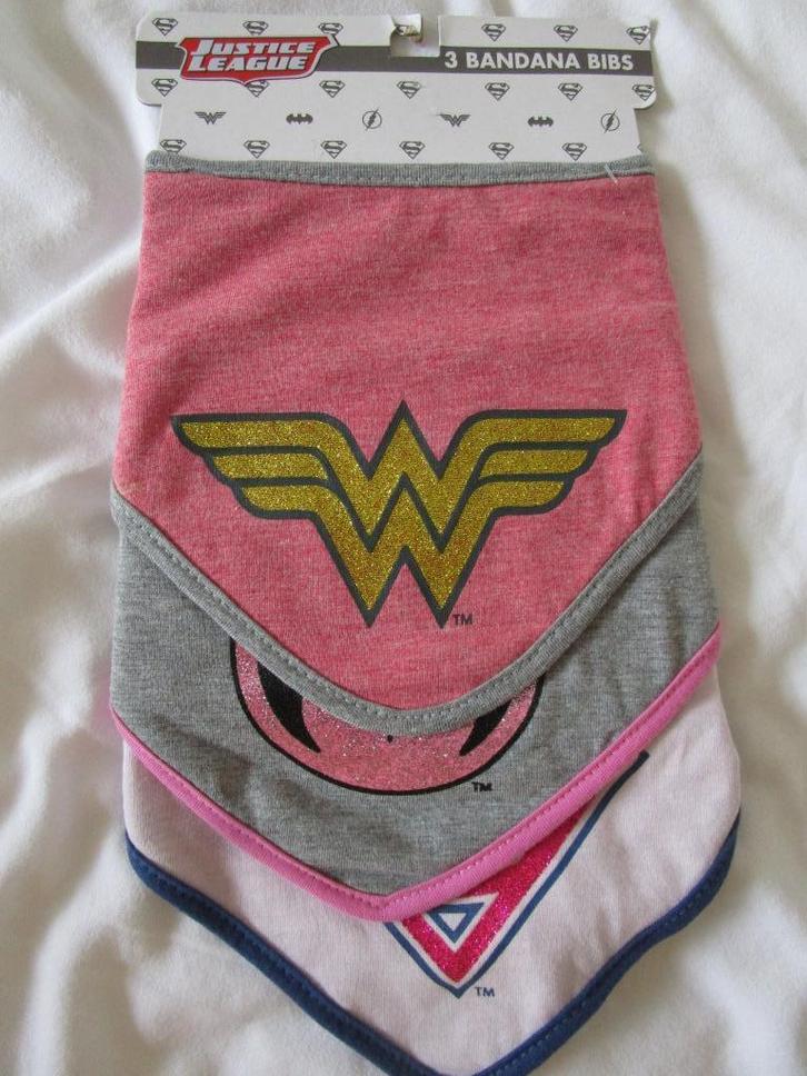 NIEUW - drie bandana slabben, Kinderen en Baby's, Babyvoeding en Toebehoren, Nieuw, Overige typen, Ophalen of Verzenden