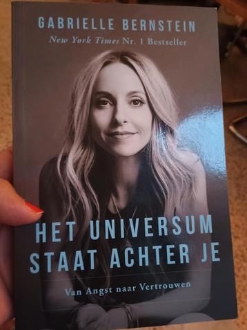 Het Universum Staat Achter Je - Gabrielle Bernstein beschikbaar voor biedingen