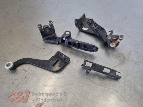 Schuifdeurrol rechts van een Volkswagen Transporter (L902), Auto-onderdelen, Carrosserie en Plaatwerk, Volkswagen, Gebruikt, 3 maanden garantie