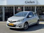 Toyota Yaris 1.3 16v VVT-i Dynamic | Cruise control, Climate, Voorwielaandrijving, Stof, Gebruikt, 4 cilinders